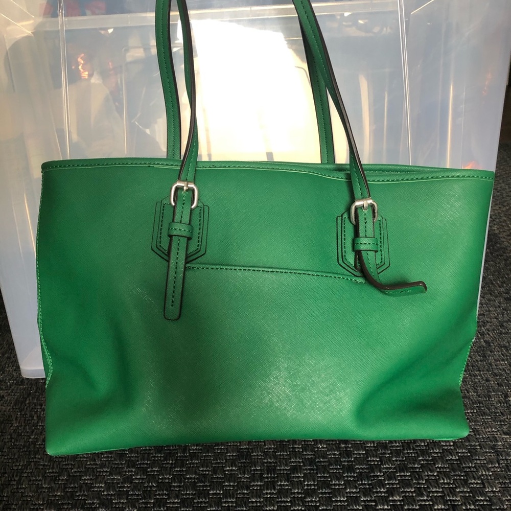 Statement Purse - Picture 3 of 3